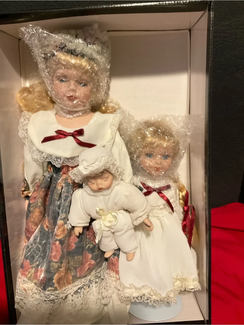 Porcelain Doll Trio Set - White and Floral Holiday Display